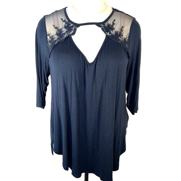 Torrid - Blouse Women's 4X Navy Blue Keyhole Neck 3/4 Sleeve Round Hem - Picture 1 of 8